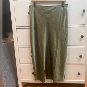NWT 2 Old Navy High-Waisted Satin Midi Slip Skirt